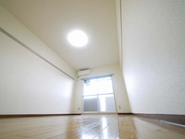LakiaMaison木津川の居間・リビング