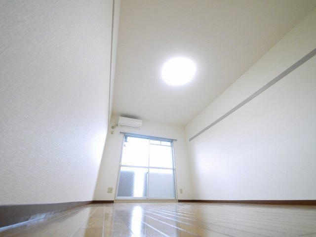 LakiaMaison木津川の居間・リビング