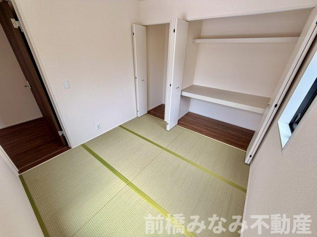 【新築】高崎市新町第８　５号棟(全９棟)　リーブルガーデン　新築建売分譲の和室|来客時にも便利な和室付き
