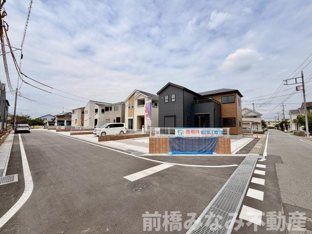【新築】高崎市新町第８　５号棟(全９棟)　リーブルガーデン　新築建売分譲の前面道路含む現地写真|前面道路含む現地写真です