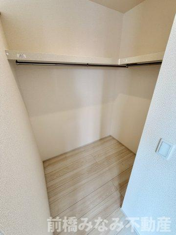 【新築】高崎市新町第８　２号棟(全９棟)　リーブルガーデン　新築建売分譲の収納|大きなものも収納できそうです