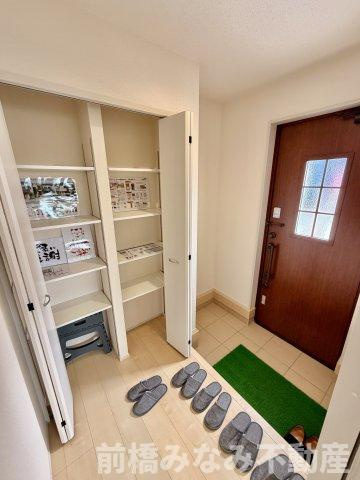 【新築】高崎市新町第８　１号棟(全９棟)　リーブルガーデン　新築建売分譲の玄関|玄関です