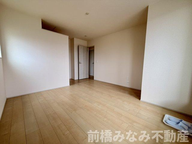 【新築】高崎市新町第８　１号棟(全９棟)　リーブルガーデン　新築建売分譲の洋室|ゆったりした洋室です