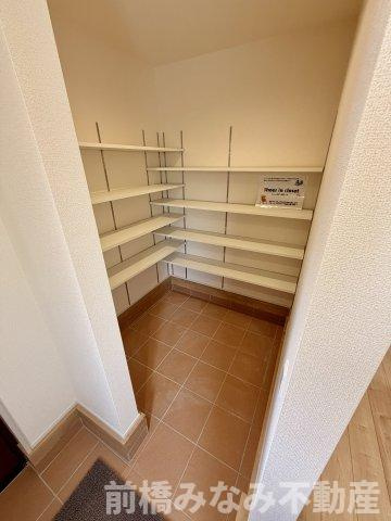 【新築】前橋市総社町植野第２　３号棟(全３棟)　リーブルガーデン　新築建売分譲の収納|収納スペース豊富です