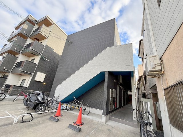 アクセル三津屋北の外観