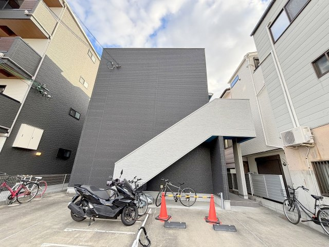 アクセル三津屋北の外観