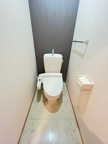 グレイス尼崎 A棟のトイレ|落ち着いたトイレです