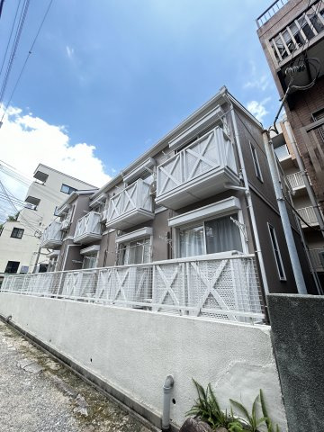 クァトルセゾン六甲道の外観