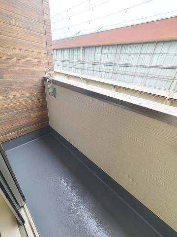 フジパレスJR西宮駅北のバルコニー