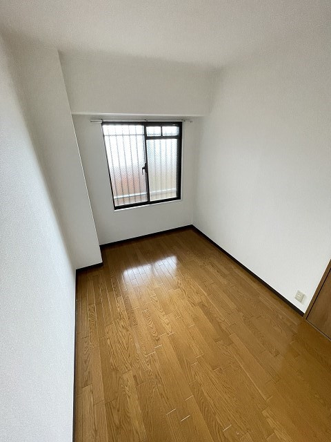 グレンツェント甲東園の居間・リビング