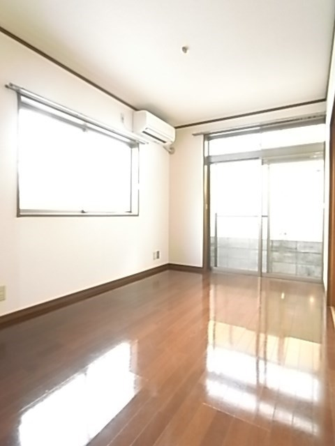 アイビー夙川の寝室