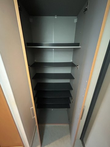 KDXレジデンス甲南山手の洋室
