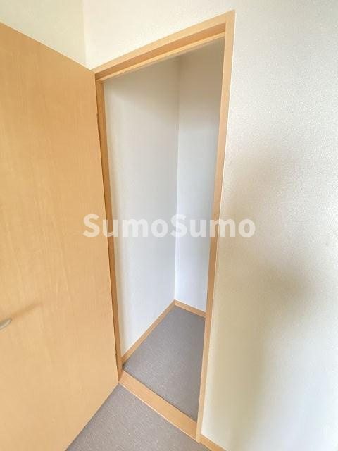レオパレス武庫南の収納|便利な収納スペースです