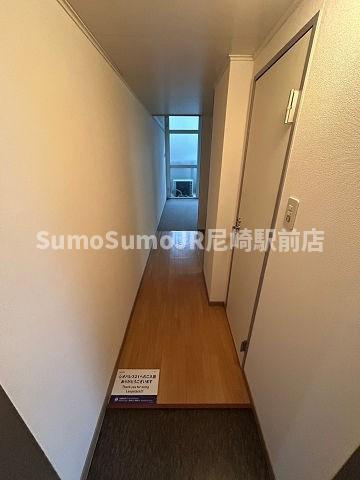 レオパレスTSUKIJIの玄関|毎日通る玄関はこちらです