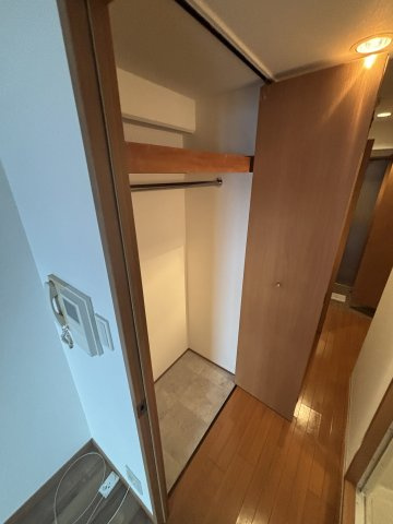 エスティライフ難波西の収納