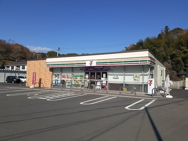 椿の周辺|セブンイレブン　竹駒店まで2100m
