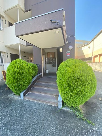 タカソウハイツ河原の外観