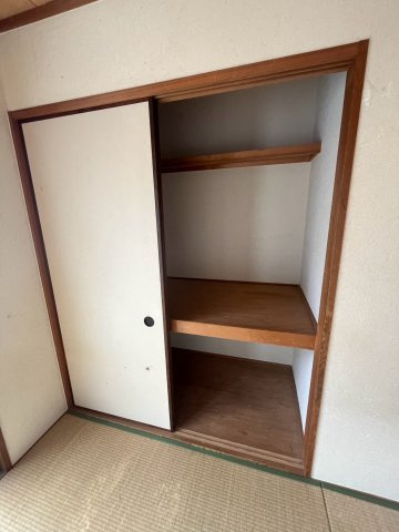 エルドラド甲東園の収納