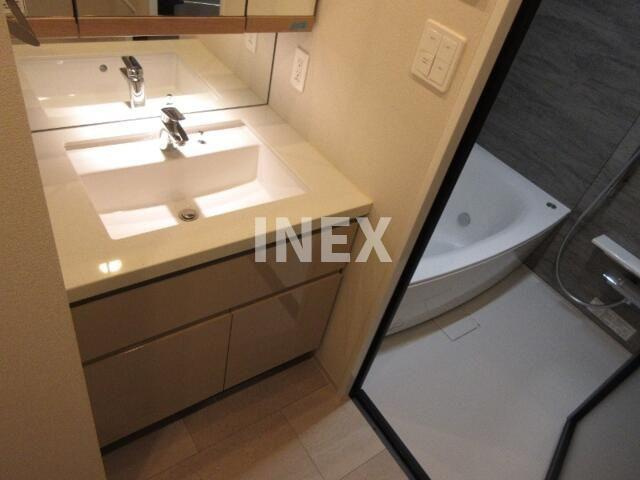 横浜市中区元町３丁目の賃貸マンションの独立洗面台