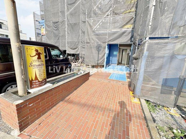 JUNプレジ秋津 のエントランス