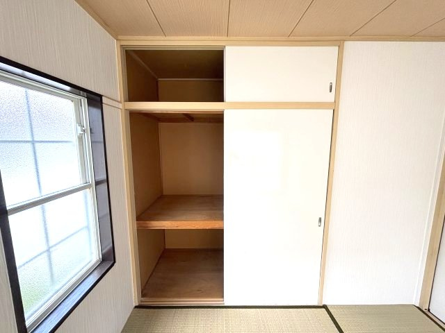 しまハイツの収納