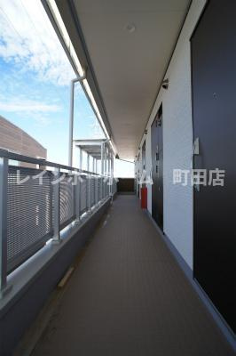 リブリ・プランドールSAGAMI※初期費用分割あと払いサービス利用可能物件のロビー