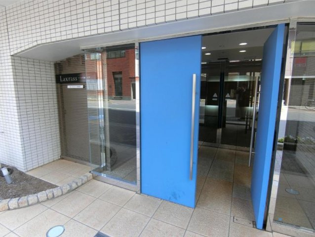 ラクラス新御徒町のエントランス