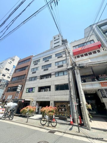 グランドメゾン西心斎橋　仲介手数料無料の外観