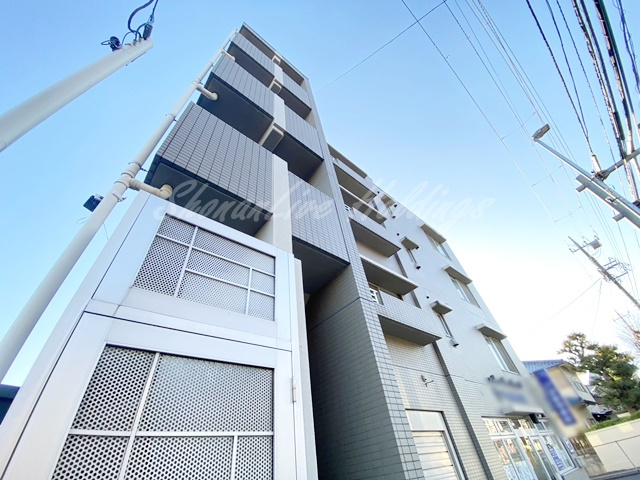 横浜市戸塚区戸塚町の賃貸マンションの外観
