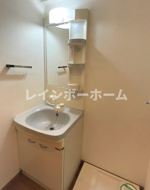 ペリエ市川Ⅰの独立洗面台|※別部屋参照写真となります。