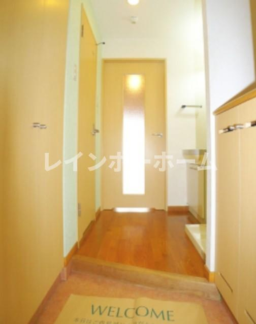 ペリエ市川Ⅰの玄関|※別部屋参照写真となります。