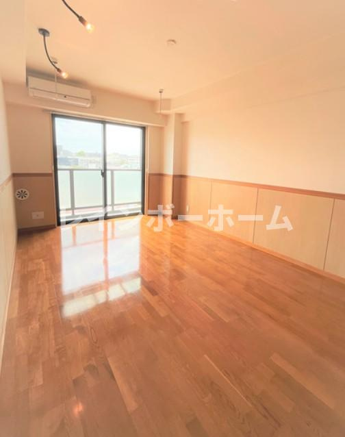 ペリエ市川Ⅰの内装|※別部屋参照写真となります。