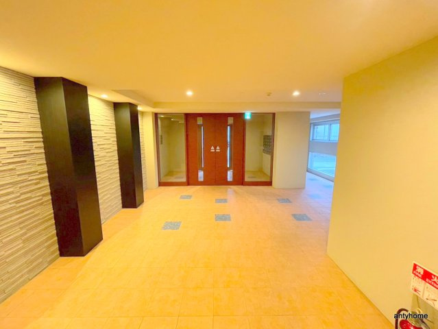 リーベンベルク　仲介手数料無料のロビー
