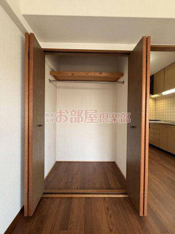 アザレアハイツ葉山の収納|便利な収納スペースです