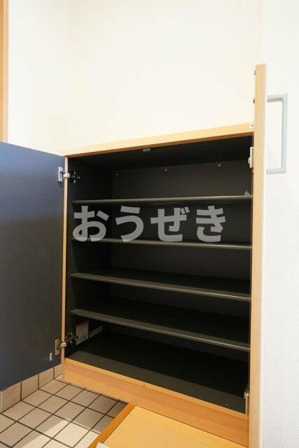 ｃｏｍｆｏｒｔ岸谷の収納|靴入
