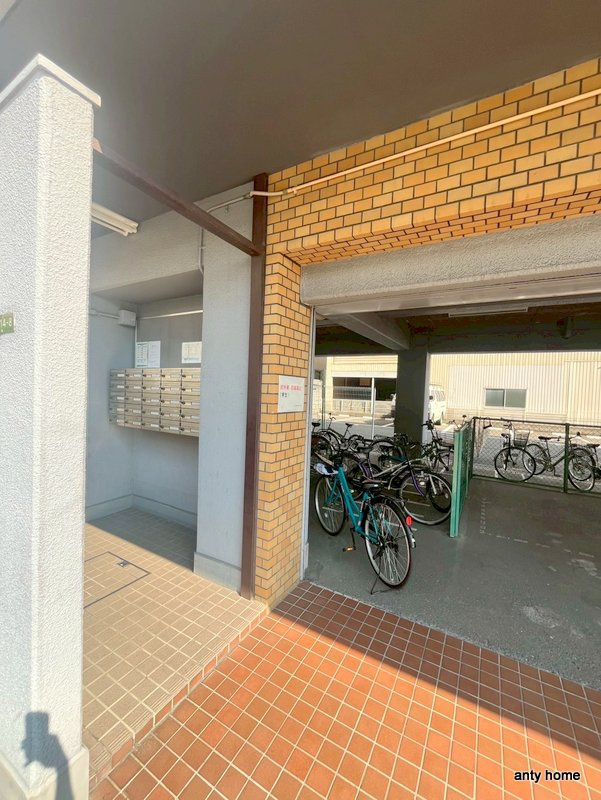 ハイツ小松　仲介手数料無料のロビー