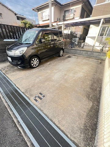 clochette立花の駐車場