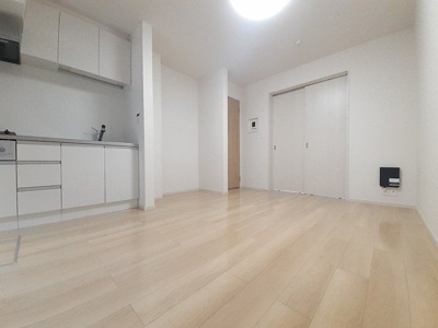 【居間・リビング】 | ラ　グラン　ヴィーダ　小野Ⅱ | こちらの居間で趣味の時間をお楽しみください