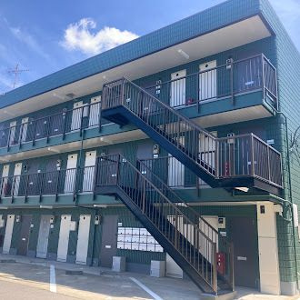 コム・トーコーの外観