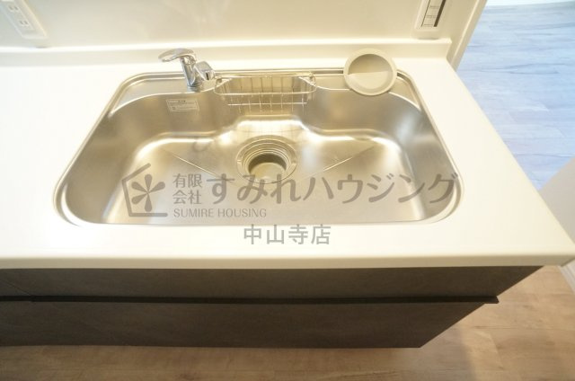 グランドール（安倉中４丁目）のキッチン|参考、同建物・反転間取りの号室