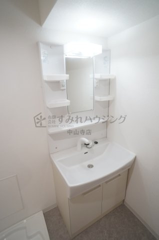 グランドール（安倉中４丁目）の洗面所|参考、同建物・反転間取りの号室