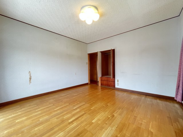中古住宅　黒野南3丁目の洋室