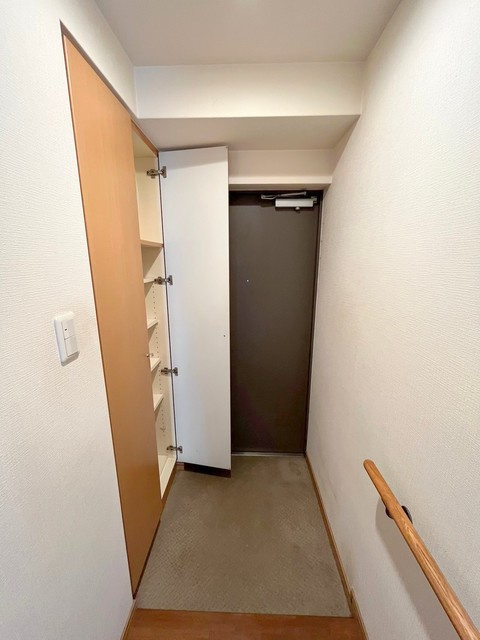 プラムハイツコパンの玄関|★★
