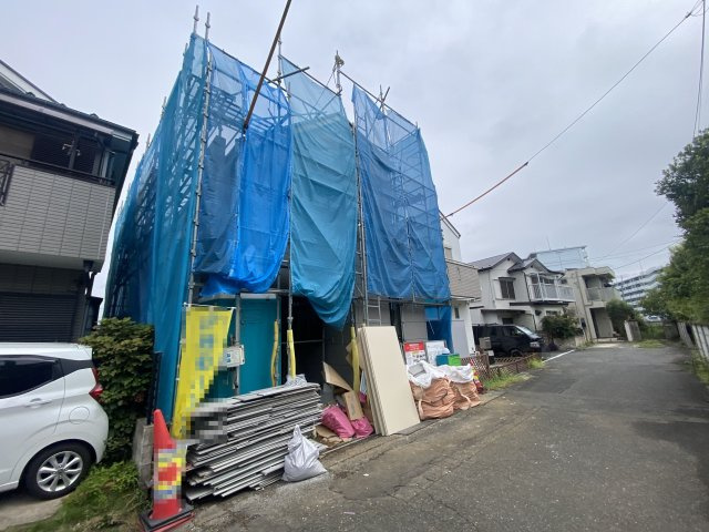 新築戸建て　清瀬市野塩14期の前面道路含む現地写真