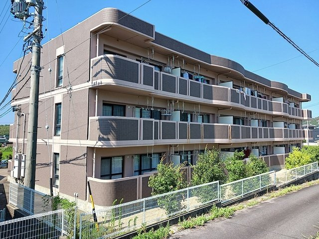 ラフィネタウン丸山東