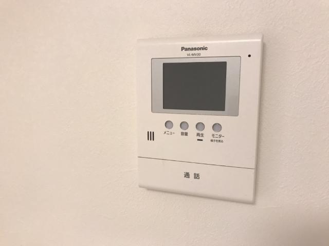 ゴールデンドーンの内装|カメラ付インターホン