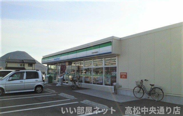 【周辺】 | グレイス・カーサＡ | ファミリーマート宇多津町長縄手まで450m