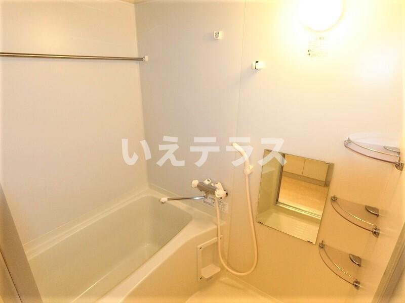 リアンジェ兵庫本町の浴室