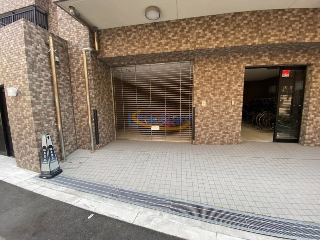 【駐車場】 | リーガル靭本町