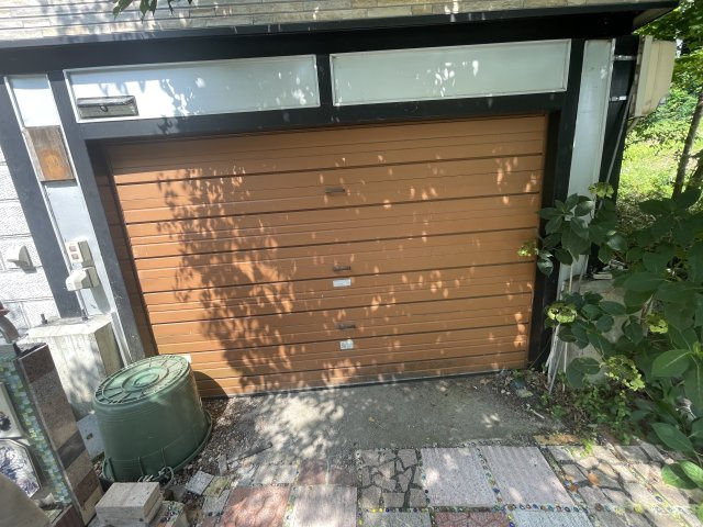 伊那市西箕輪　中古ログハウスの庭